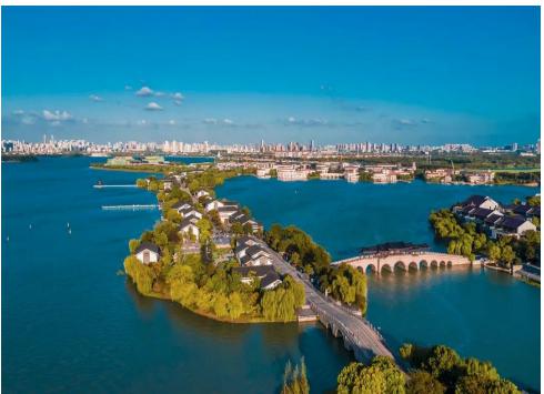 江南伞影·江苏水乡夜色