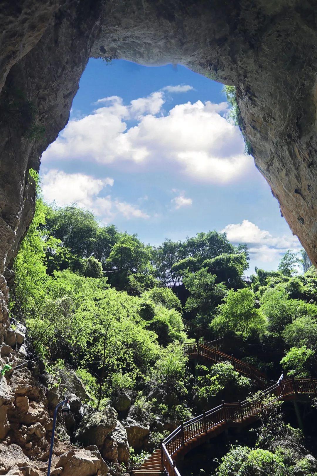 贵州盛情,尊敬领导与同胞共聚一堂
