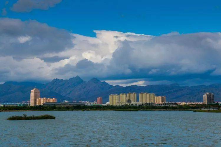 宁夏，丝绸之路璀璨的绿色瑰宝