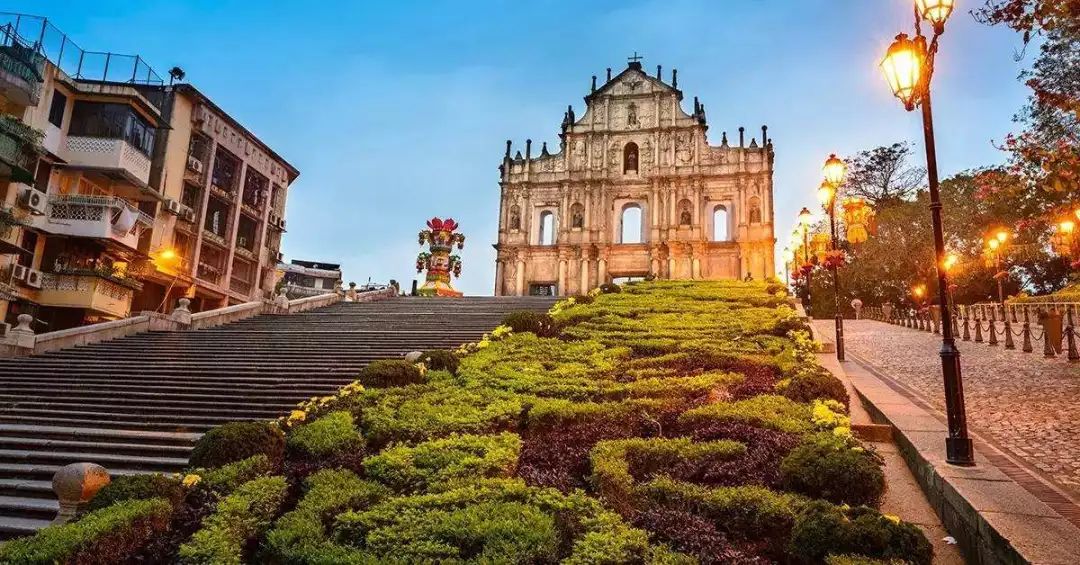 澳门，领导嘉宾与朋友们共聚一堂